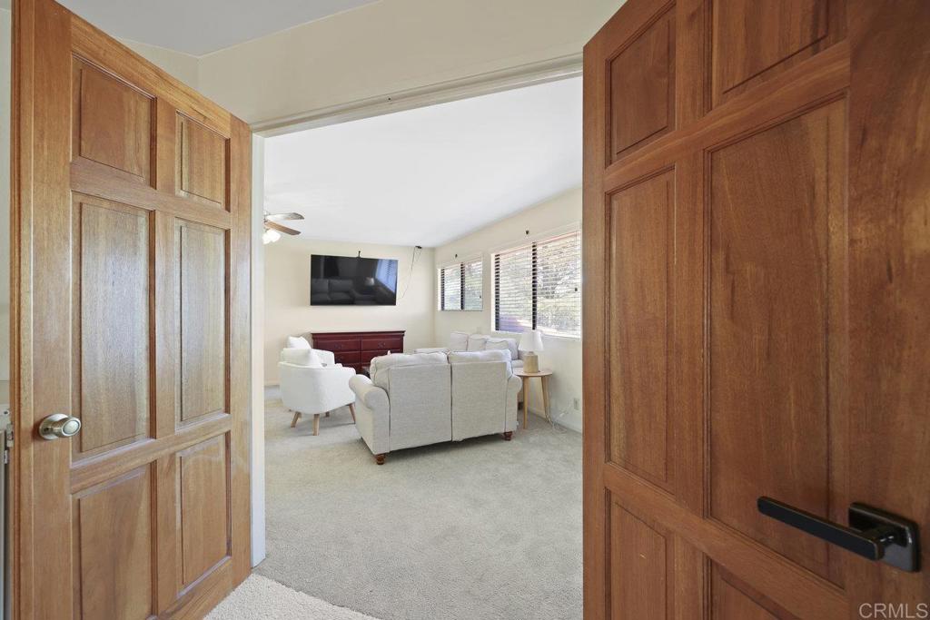 SD COUNTRY ESTATES - Residential