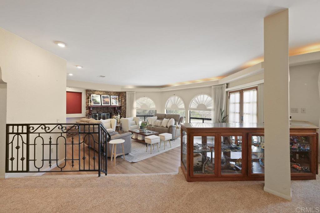 SD COUNTRY ESTATES - Residential