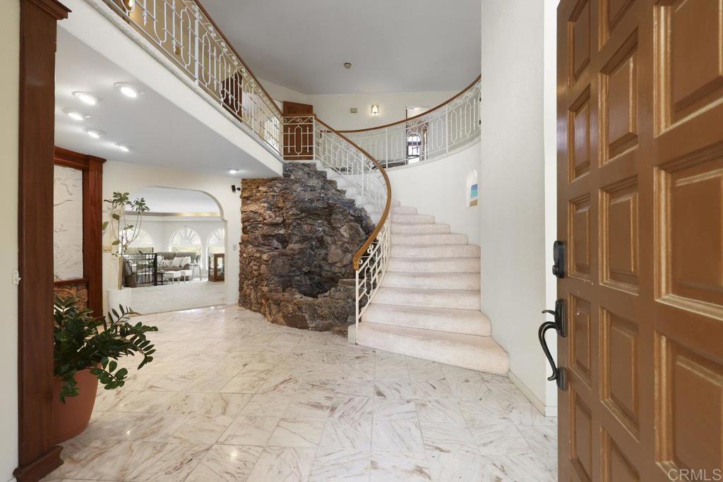 SD COUNTRY ESTATES - Residential