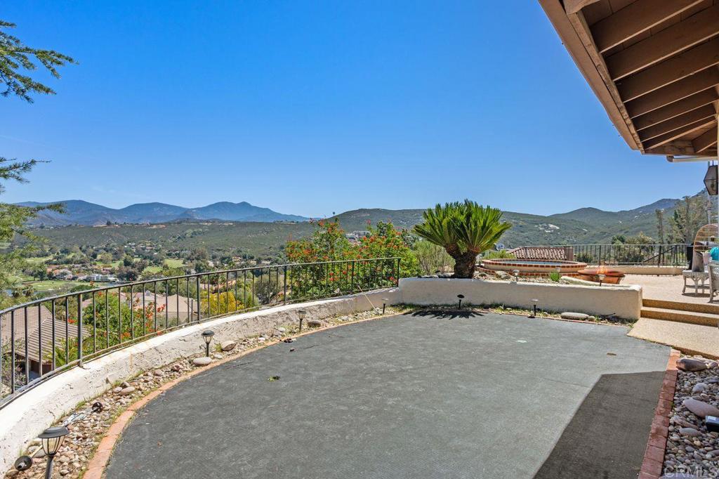 SD COUNTRY ESTATES - Residential