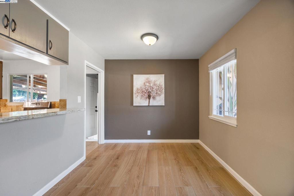 LIVERMORE DOWNS - Residential