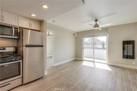 Photo of 312 Broadway #2, Laguna Beach, CA 92651 (MLS # LG26079439)