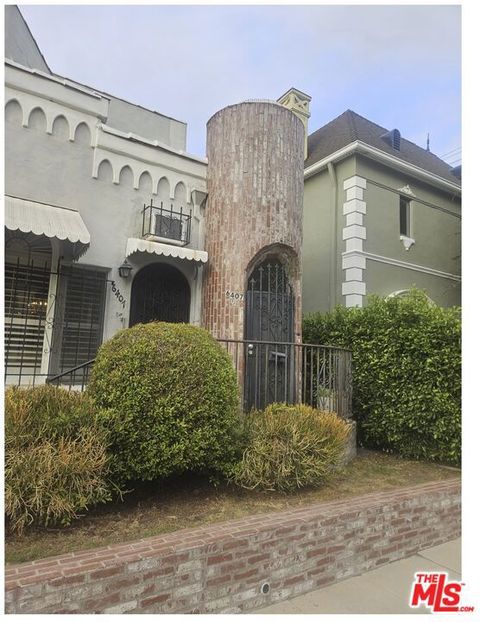 Photo of 6407 Orange Street Street, Los Angeles, CA 90048 (MLS # 25613965)