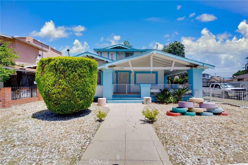 This 4-bedroom, 2-bath home offers incredible potential for the right buyer with vision. Set on a generous corner lot with ADU possibilities (buyer to verify), it presents a unique opportunity to restore and reimagine a property full of character. A beautiful wrap-around porch welcomes you in and offers the perfect spot to relax and enjoy views of the park just across the street. This home provides a solid foundation and ample space to bring your design ideas to life. Whether you’re an investor or a homeowner ready to make something your own, this is your chance to add value and create a personalized space for years to come.