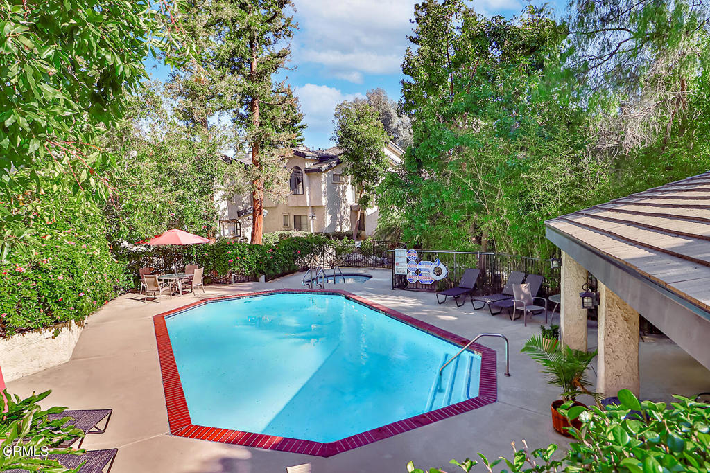 Lakeview Villas-816 - Residential