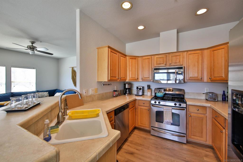 330 Palm Canyon Dr 22