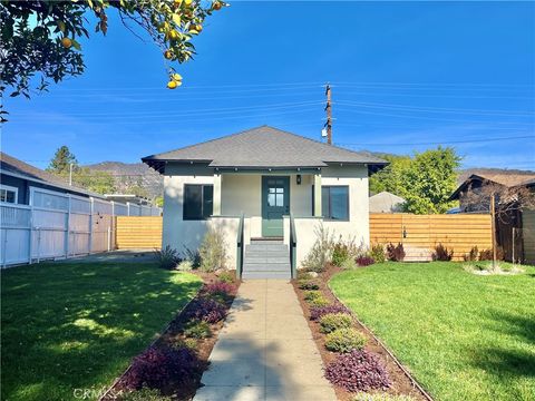 Photo of 517 Wildrose Avenue, Monrovia, CA 91016 (MLS # AR26026068)