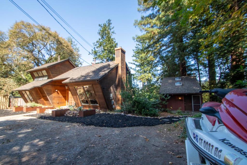 17368 Melody Lane