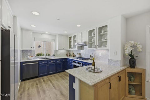 Tiny photo for 1223 Catalina Place, Oxnard, CA 93035 (MLS # V1-39318)