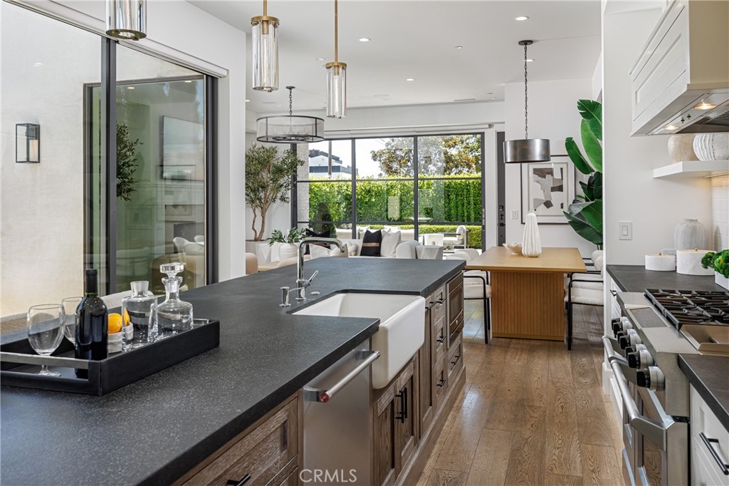 408 Poinsettia Avenue, Corona Del Mar CA 92625 - Photo 15