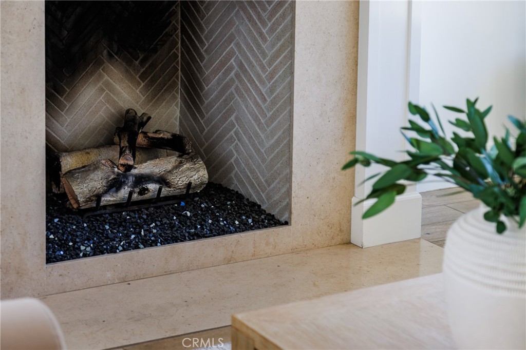 408 Poinsettia Avenue, Corona Del Mar CA 92625 - Photo 10