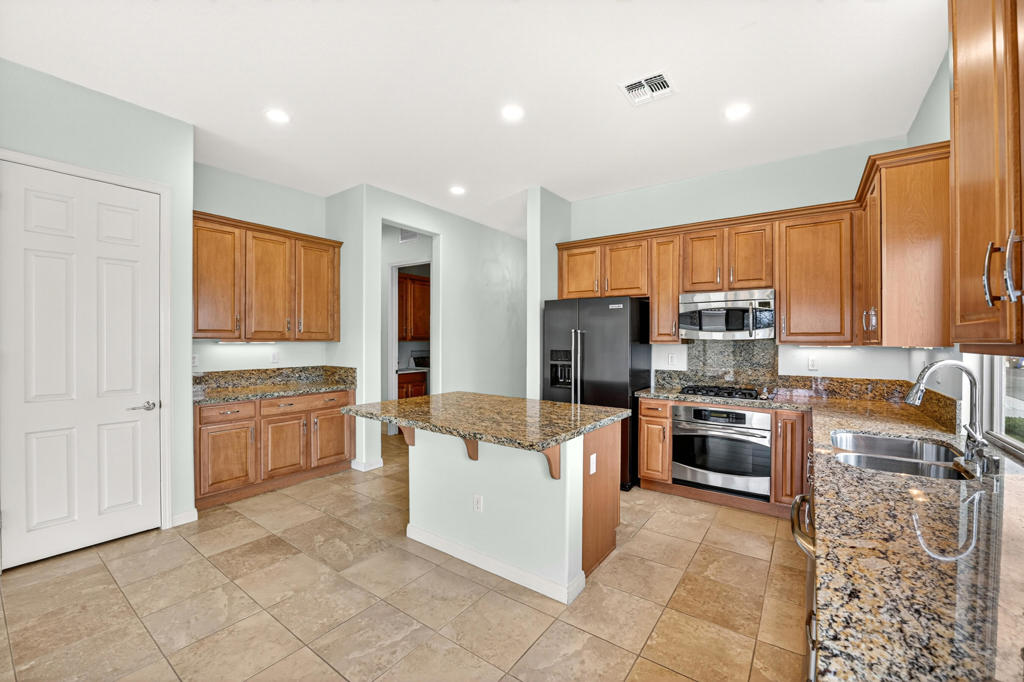 Sun City Shadow Hills (30921) - Residential