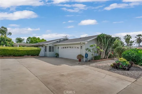 956 Ericksen Dr, Pomona, CA 91768 - MLS#: DW26094686