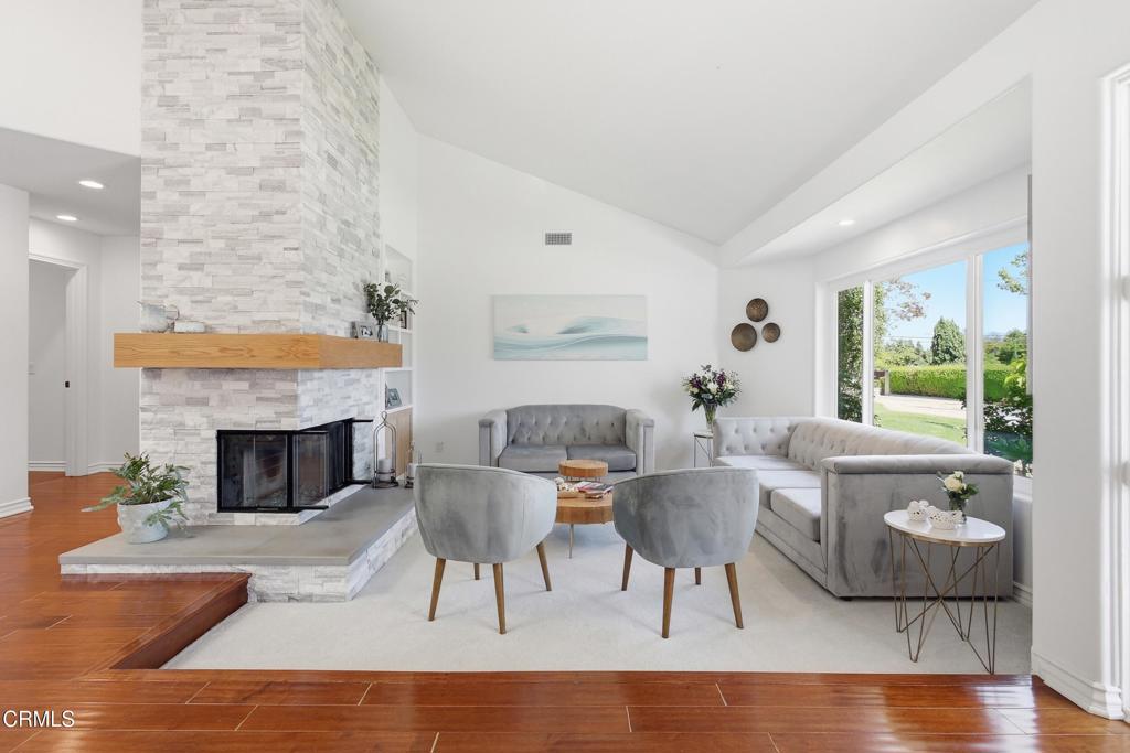 175 W Loop Drive