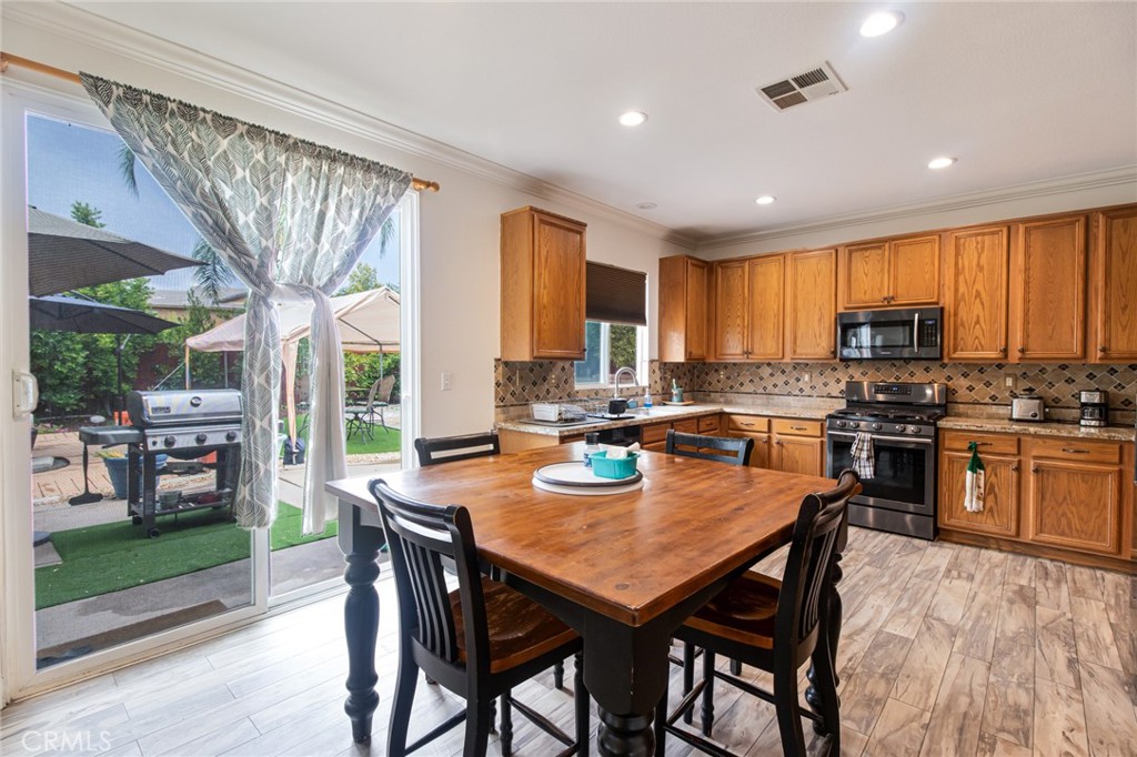 2180 Stonewood Street