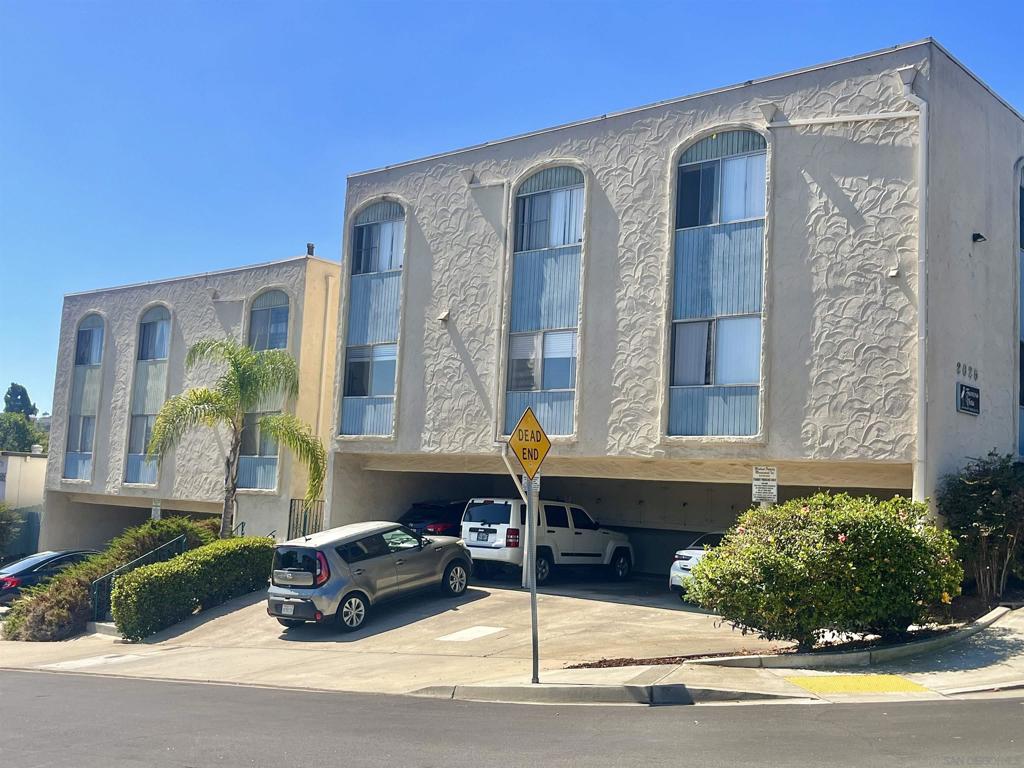 Great opportunity to own 19 Units in Beautiful Point Loma / Ocean Beach area! The property is just 10 minutes to downtown or the Airport with it's wonderful central beach area location! Features include pool and extensive parking.