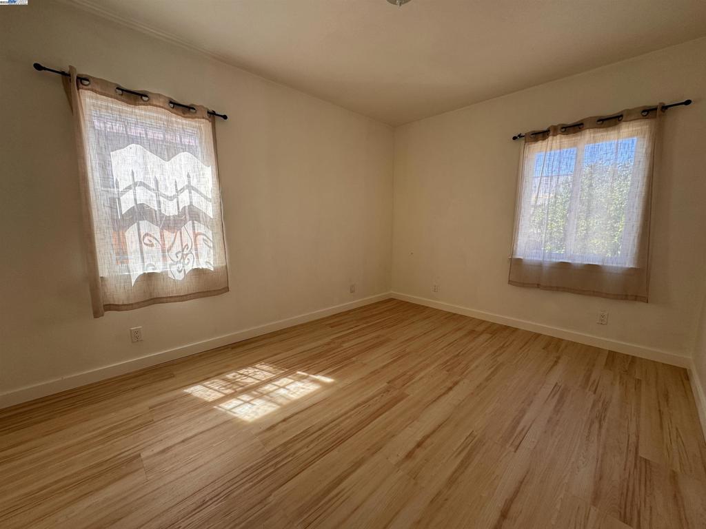 OAKLAND - Residential Lease