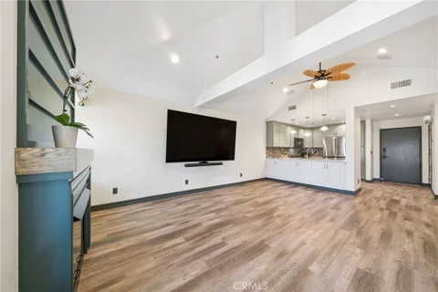 MLS: SB26222685