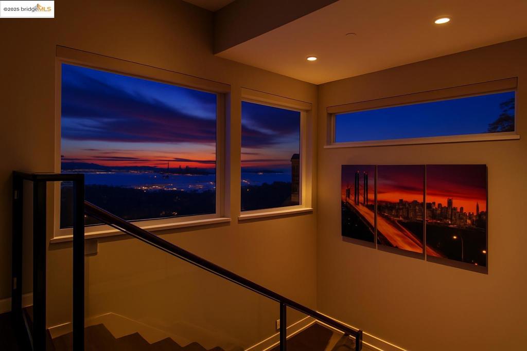 MONTCLAIR - Residential