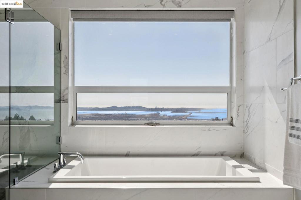 MONTCLAIR - Residential