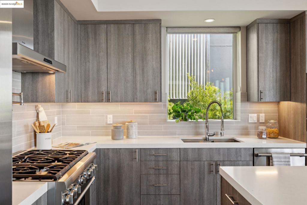 MONTCLAIR - Residential