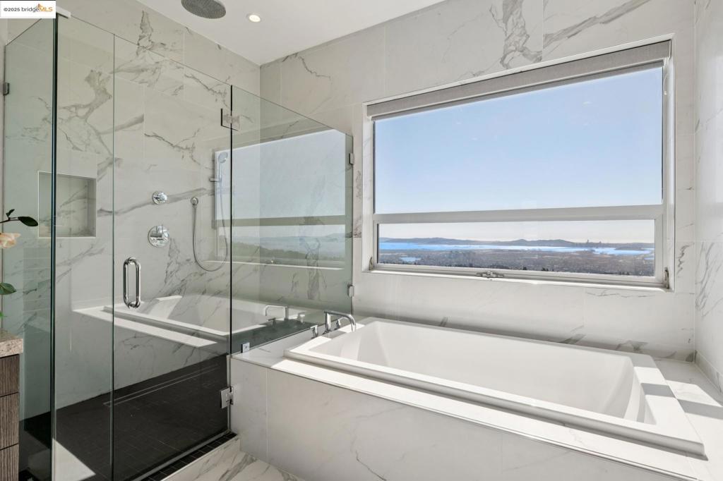 MONTCLAIR - Residential