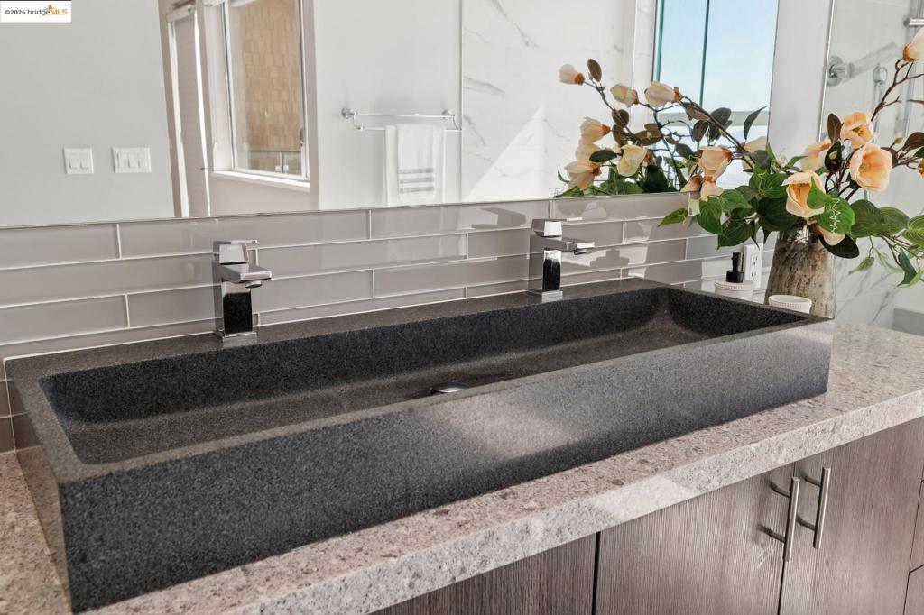 MONTCLAIR - Residential