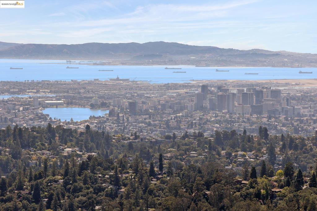 MONTCLAIR - Residential