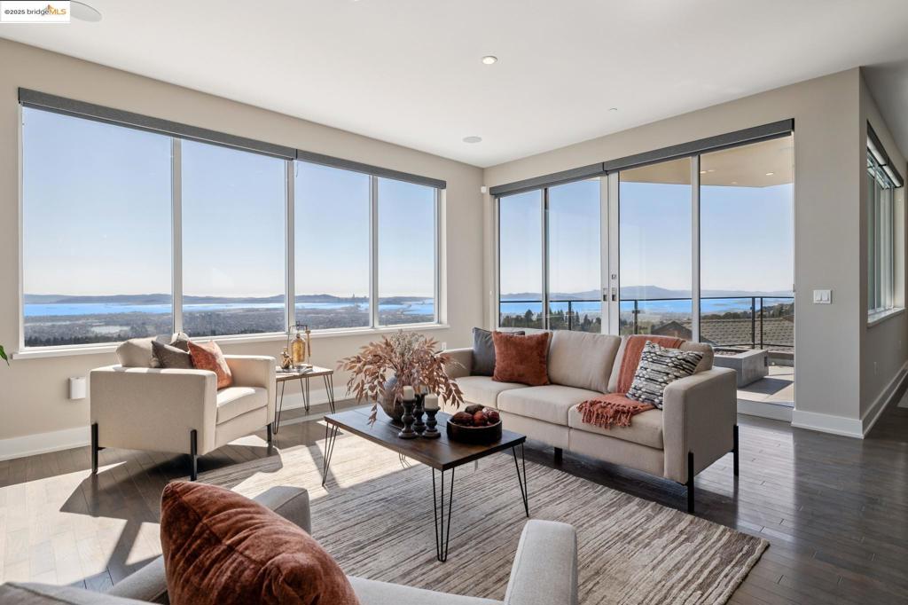 MONTCLAIR - Residential