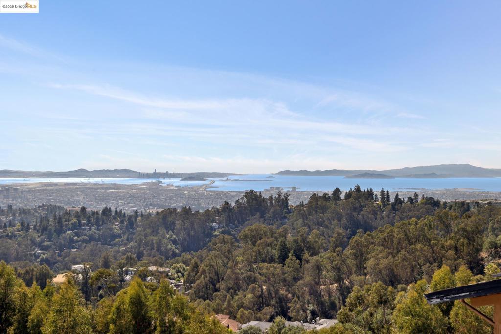 MONTCLAIR - Residential