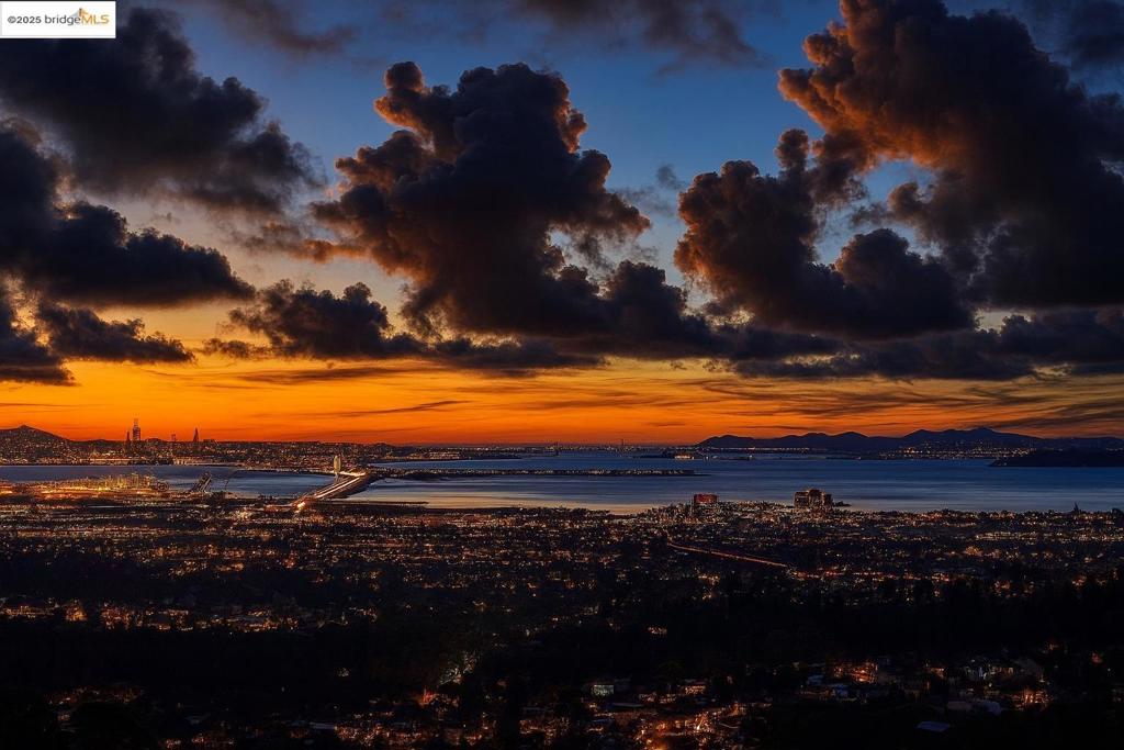 MONTCLAIR - Residential