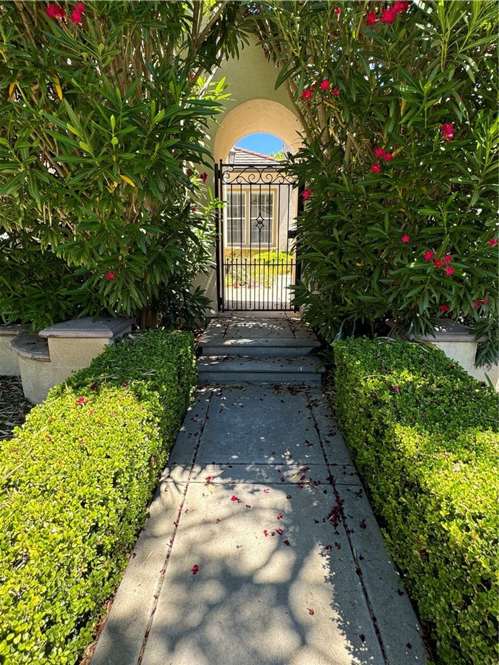 Photo of 19 Vernon, Newport Coast, CA 92657 (MLS # OC26035711)