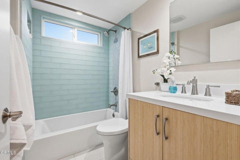Tiny photo for 379 McGill Avenue, Ventura, CA 93003 (MLS # V1-39308)