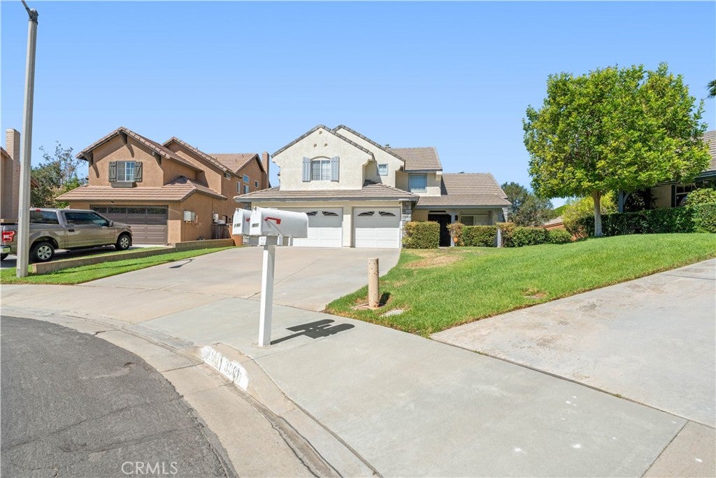 10011 Thornbird Court