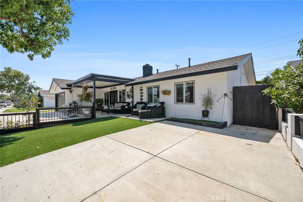 2817 Portola Drive