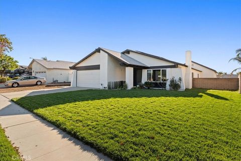 Photo of 1051 Nottingham, Corona, CA 92878 (MLS # IG26053145)