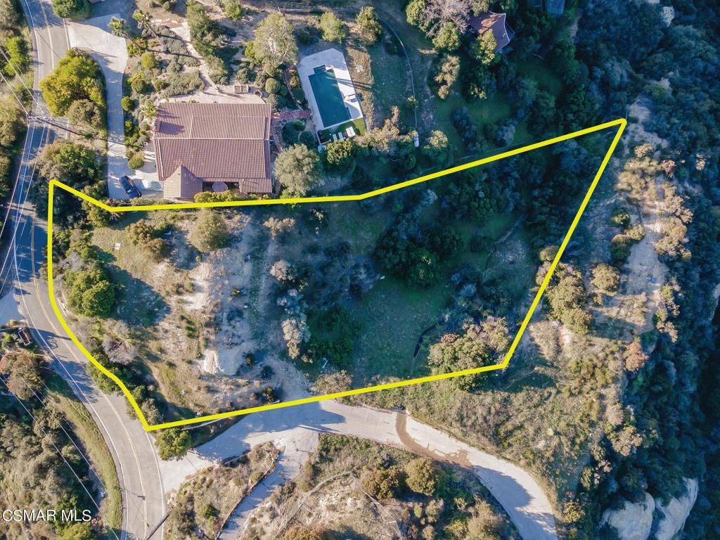 23118 Saddle Peak Road