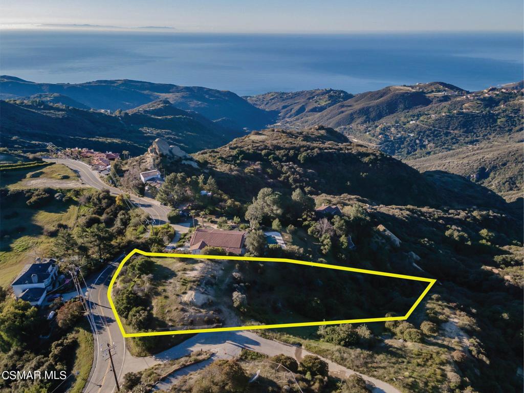 23118 Saddle Peak Road