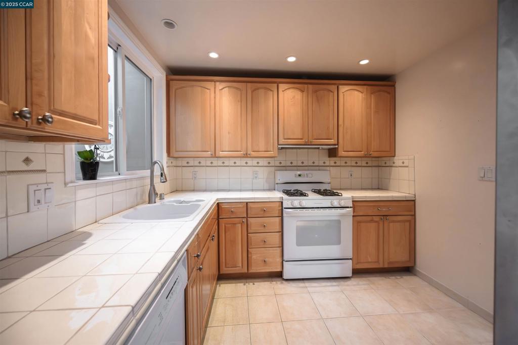 SUNSET - Residential