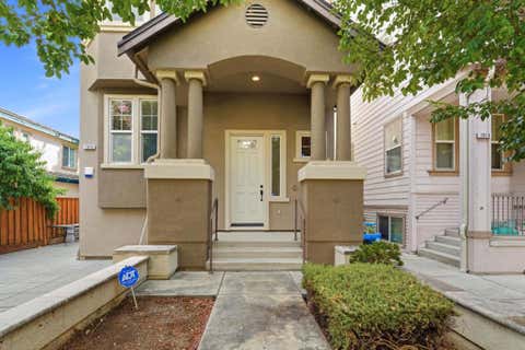 Photo of 1618 Salamoni Court, San Jose, CA 95133 (MLS # ML82058201)
