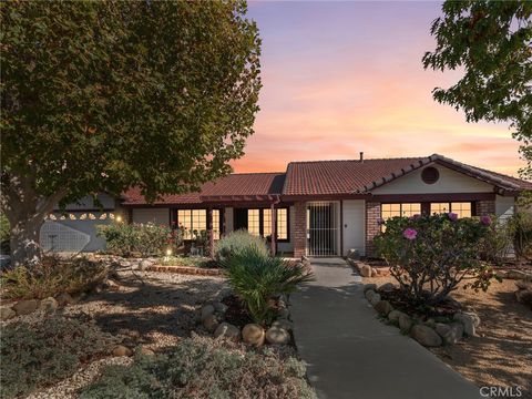 Photo of 13411 Ivanpah Rd Rd, Apple Valley, CA 92308 (MLS # HD25253212)