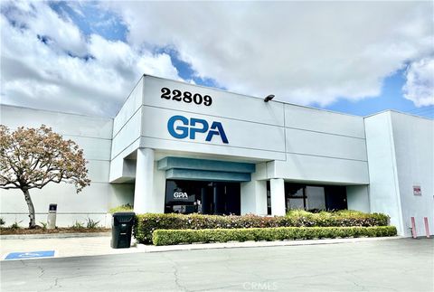 22809 Lockness Avenue Torrance CA 90501