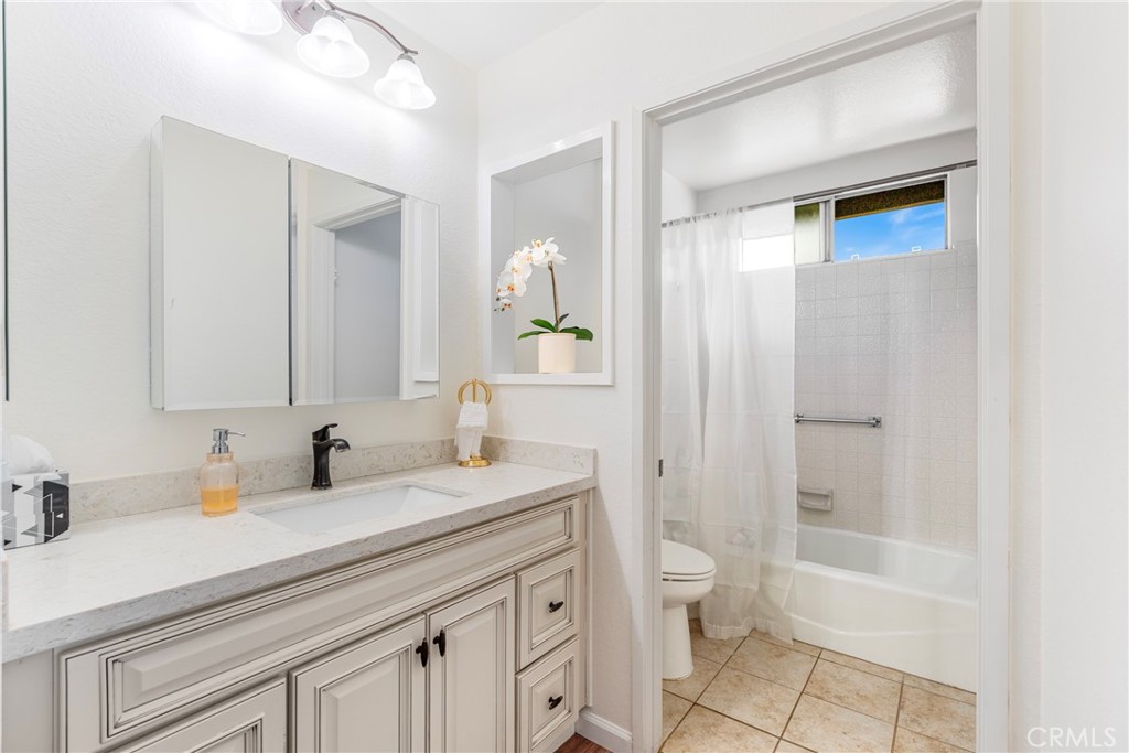 Casta Del Sol - Carmel (CR) - Residential Lease