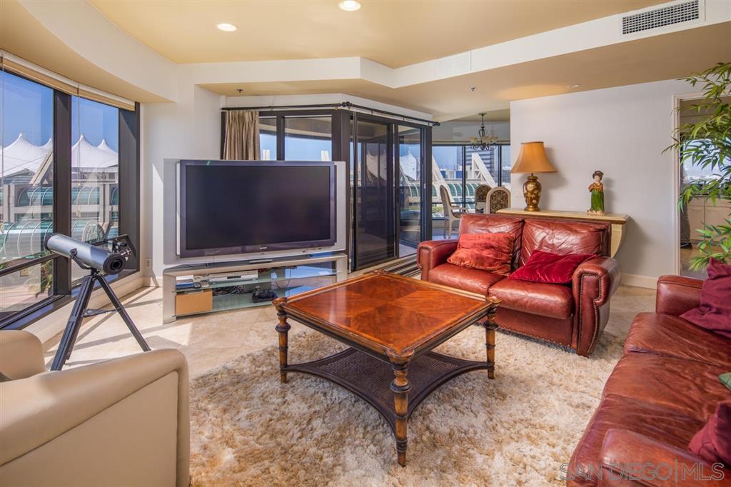 200 Harbor Dr 802