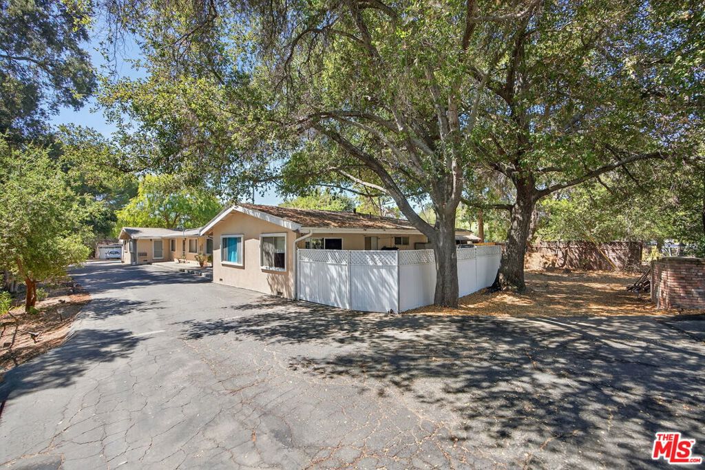 601 Grand Avenue