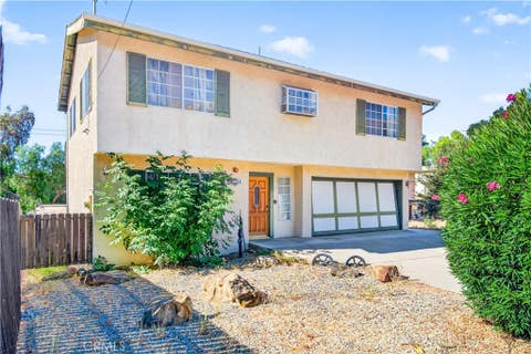 Photo of 23244 Alta Way, Chatsworth, CA 91311 (MLS # SR26184919)