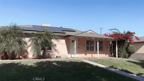 360 W San Bernardino Ave, Rialto, CA 92376 - MLS#: HD25253049