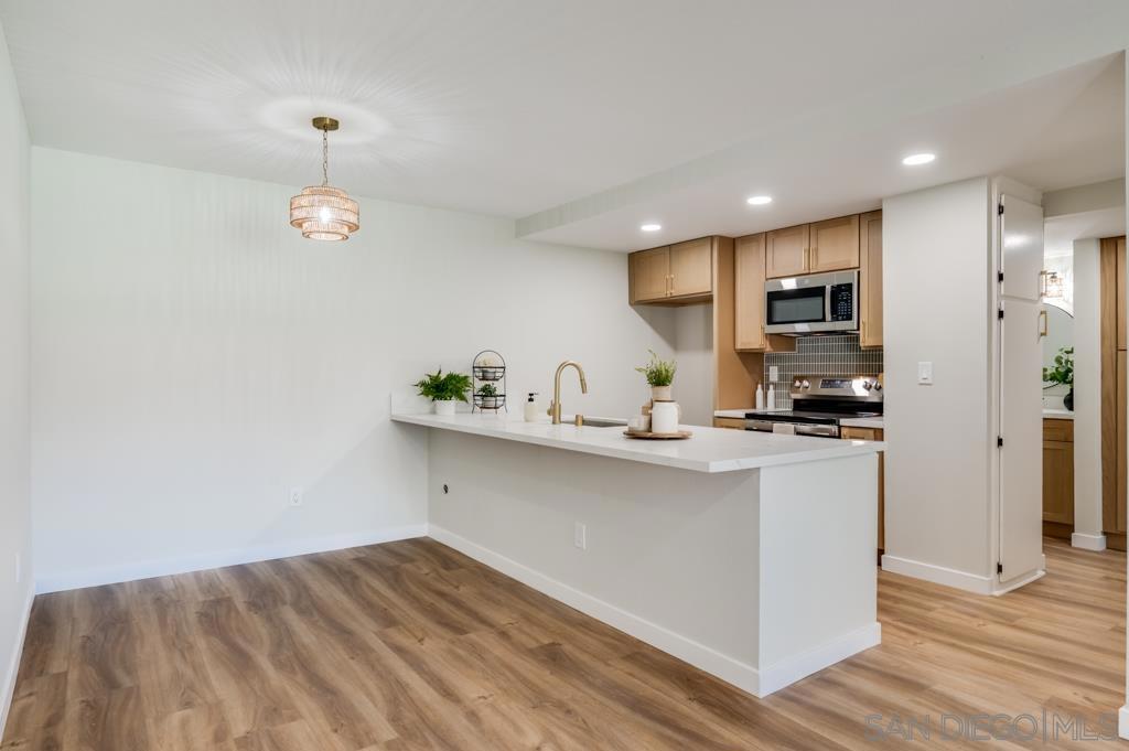 10737 San Diego Mission Rd 216