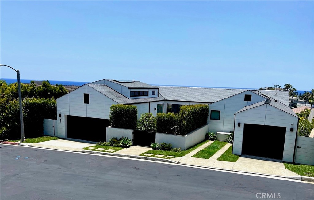 809 Emerald Bay