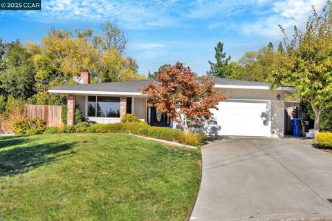 Photo of 3142 Windsor Ct Ct, Lafayette, CA 94549 (MLS # 41115482) Photo of 3142 Windsor Ct Ct, Lafayette, CA 94549 (MLS # 41115482)